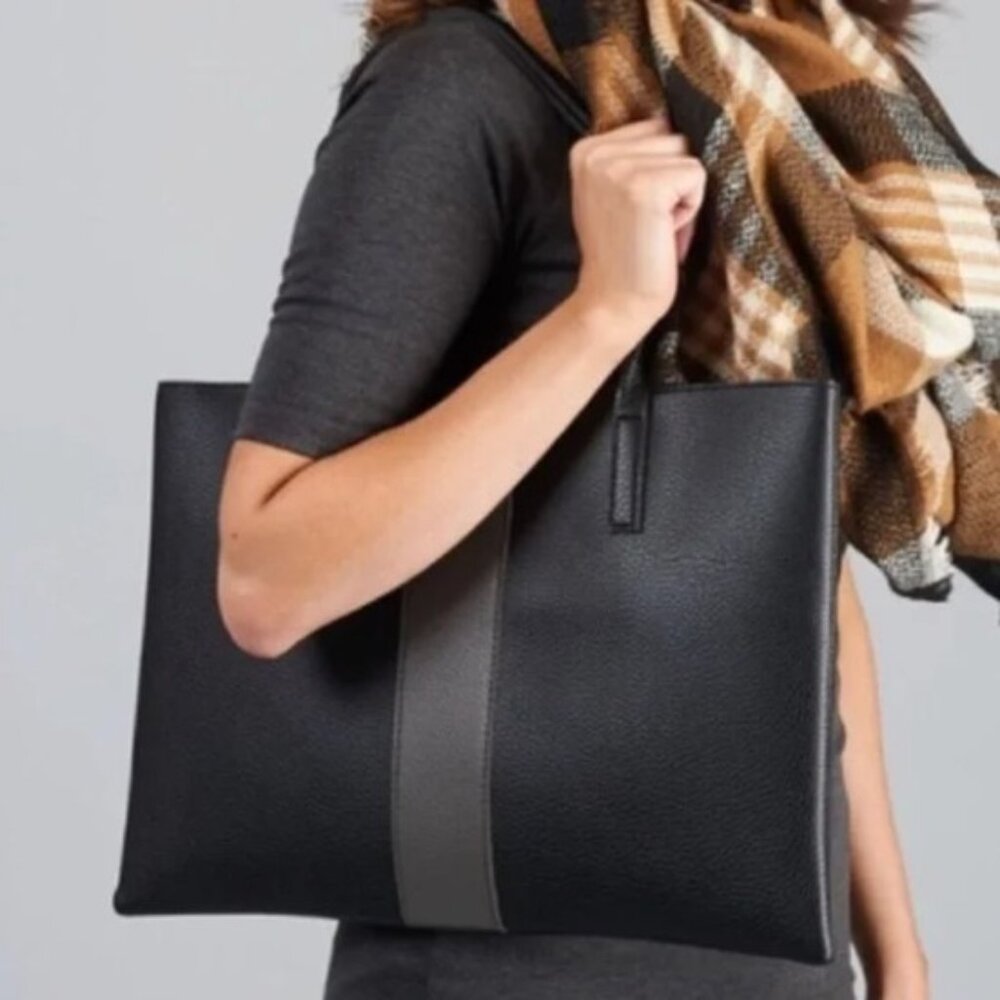 VINCE CAMUTO Luck Slim Tote Pebble Vegan Leather Black Grey Office Tote EUC